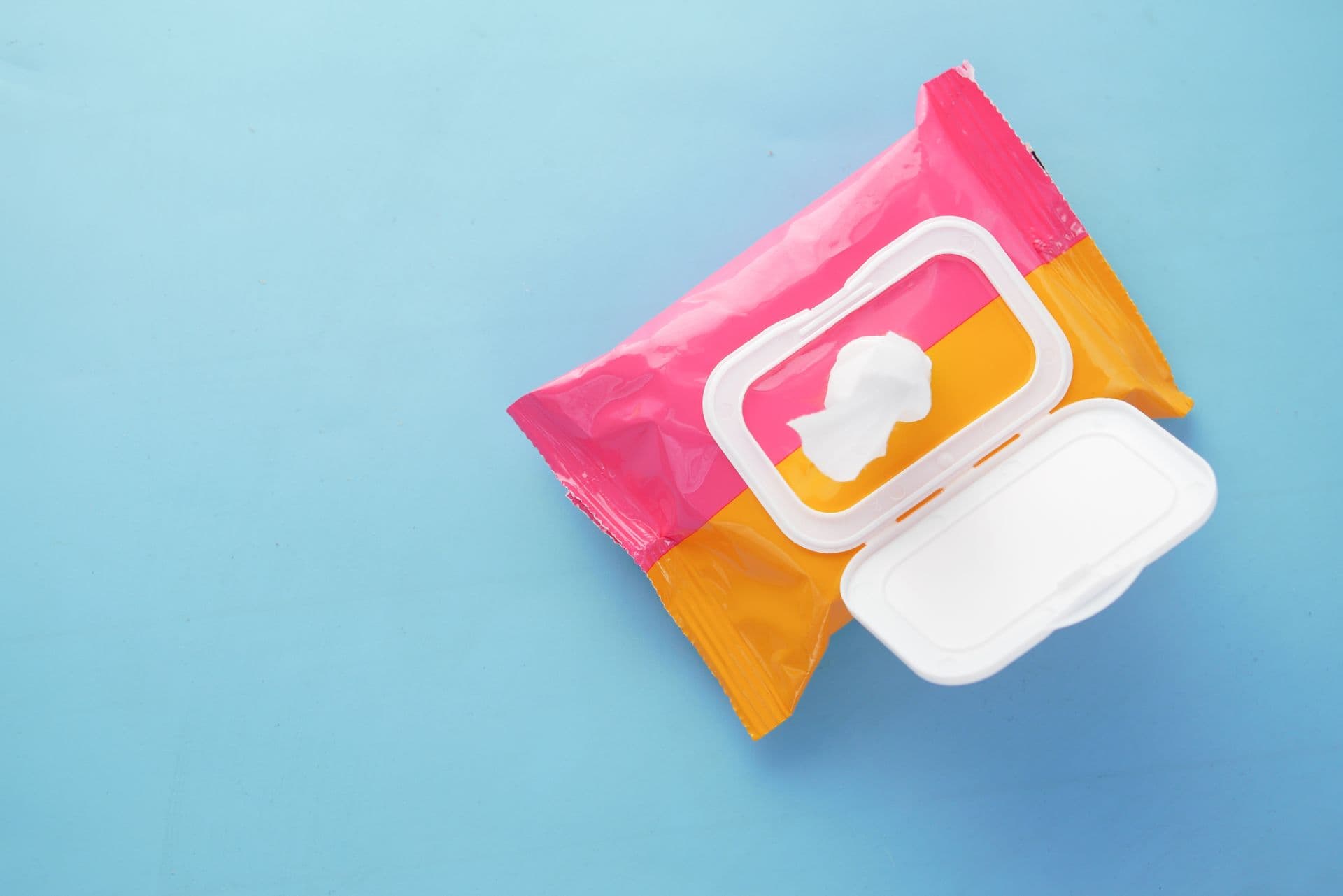 Wet Wipes, the goods Bobby supplies